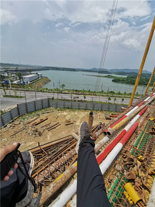 榆阳区作业中发生设备损坏或人员意外，责任怎么划分？